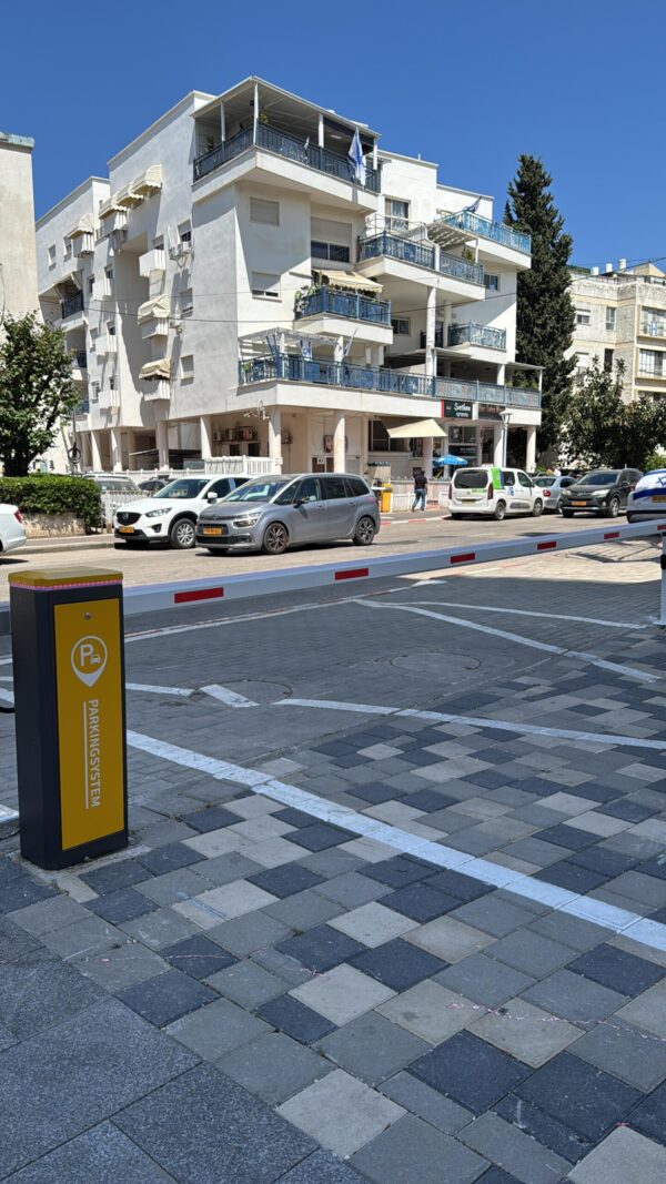 WhatsApp Image 2025-12-16 at 13.42.48 (8) מחסום זרוע חשמלי